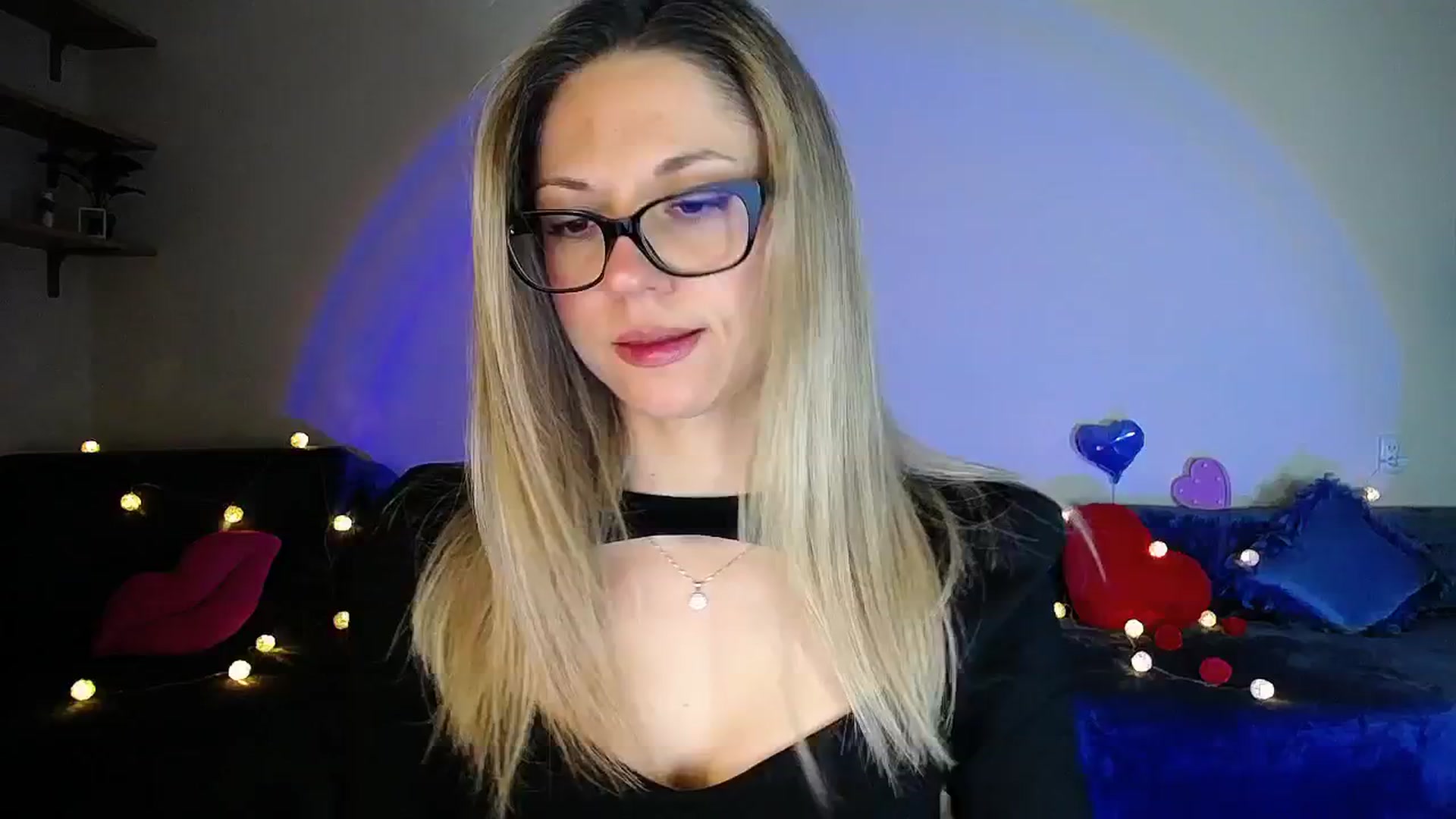 Gallery image thumbnail from Sunshine_alis's myfreecams stream on, 04/21/2026, 20:14 image 2 of 20