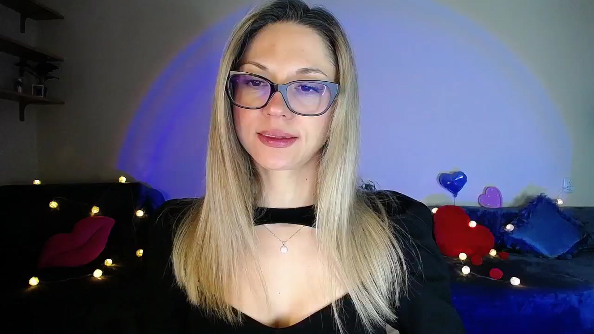 Gallery image thumbnail from Sunshine_alis's myfreecams stream on, 04/21/2026, 20:14 image 9 of 20