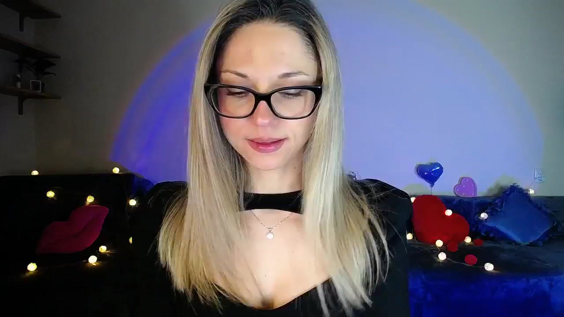 Gallery image thumbnail from Sunshine_alis's myfreecams stream on, 04/21/2026, 20:14 image 7 of 20