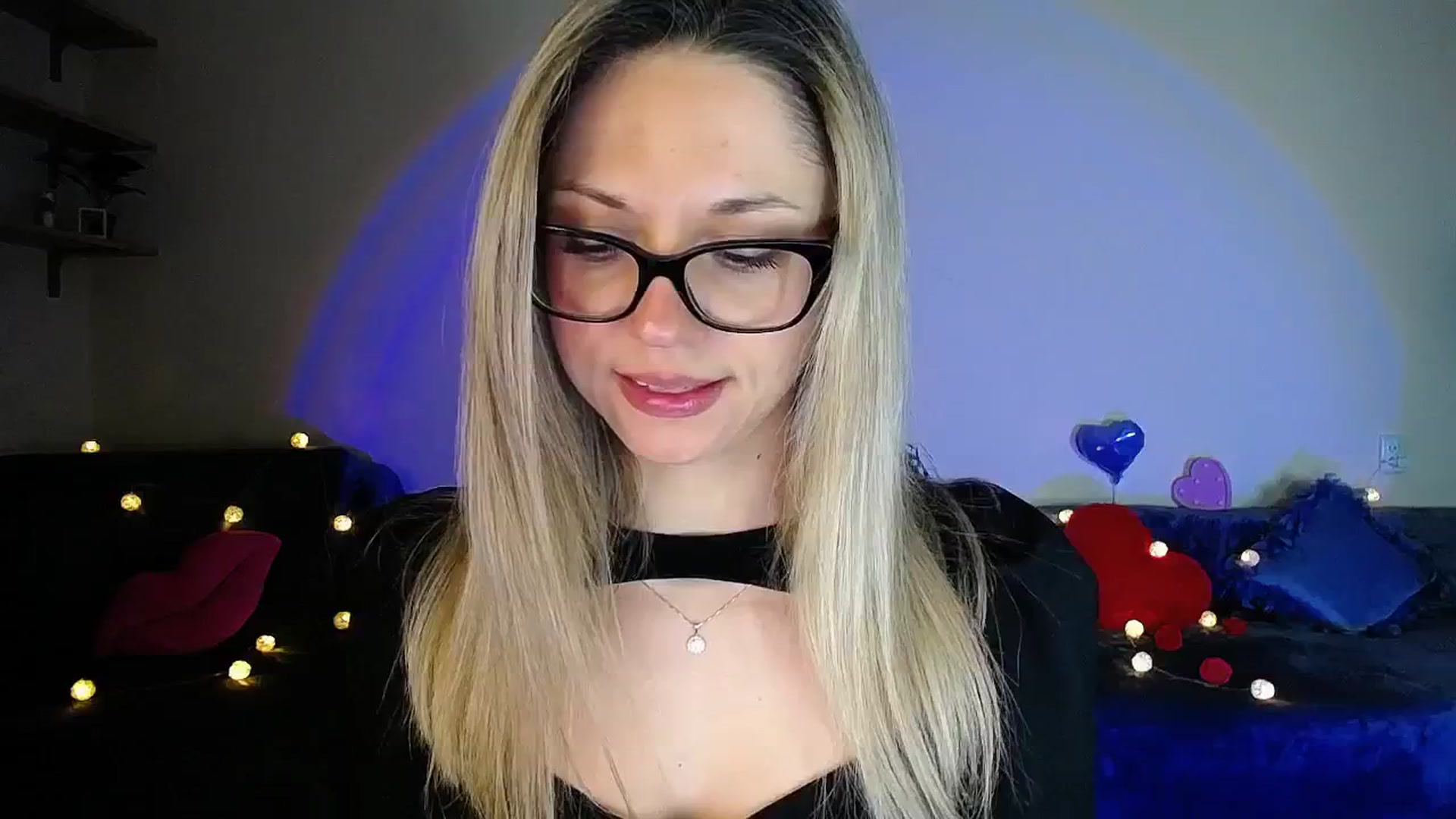 Gallery image thumbnail from Sunshine_alis's myfreecams stream on, 04/21/2026, 20:14 image 11 of 20