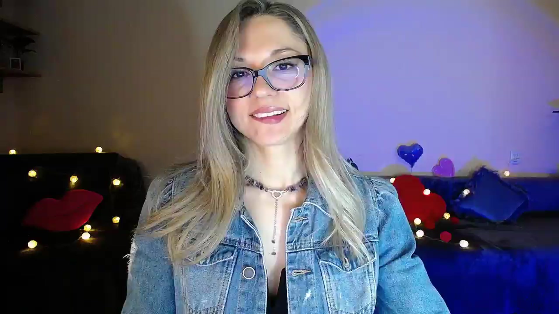 Gallery image thumbnail from Sunshine_alis's myfreecams stream on, 05/04/2026, 20:00 image 9 of 20