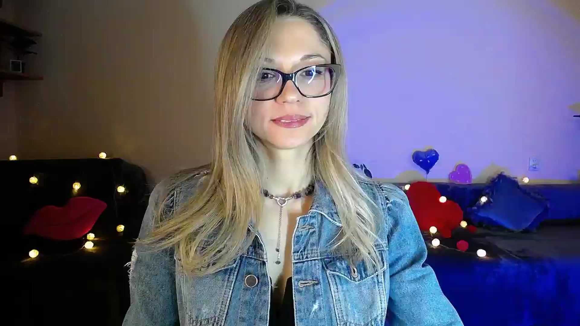 Gallery image thumbnail from Sunshine_alis's myfreecams stream on, 05/04/2026, 20:00 image 8 of 20