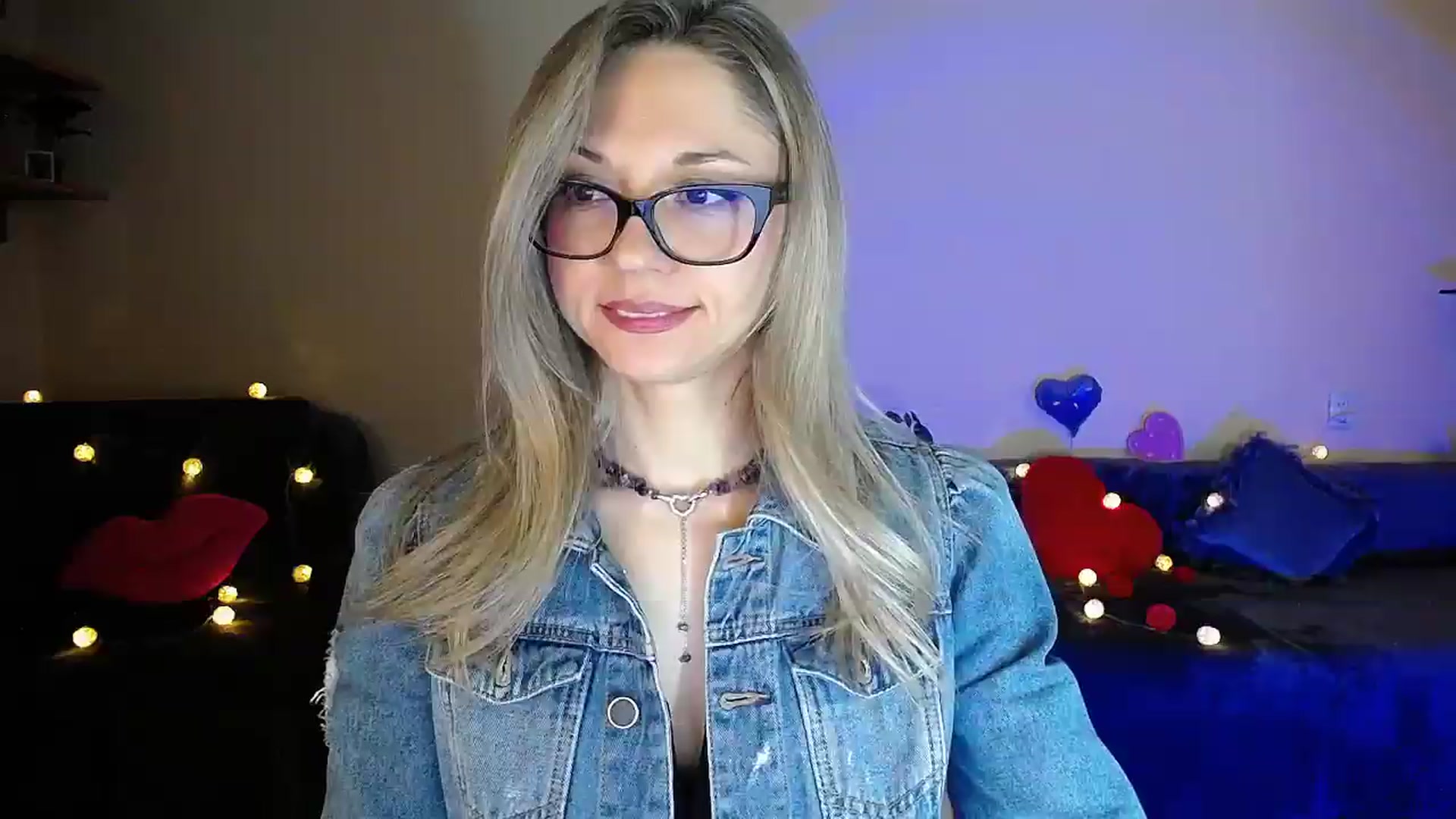 Gallery image thumbnail from Sunshine_alis's myfreecams stream on, 05/04/2026, 20:00 image 6 of 20