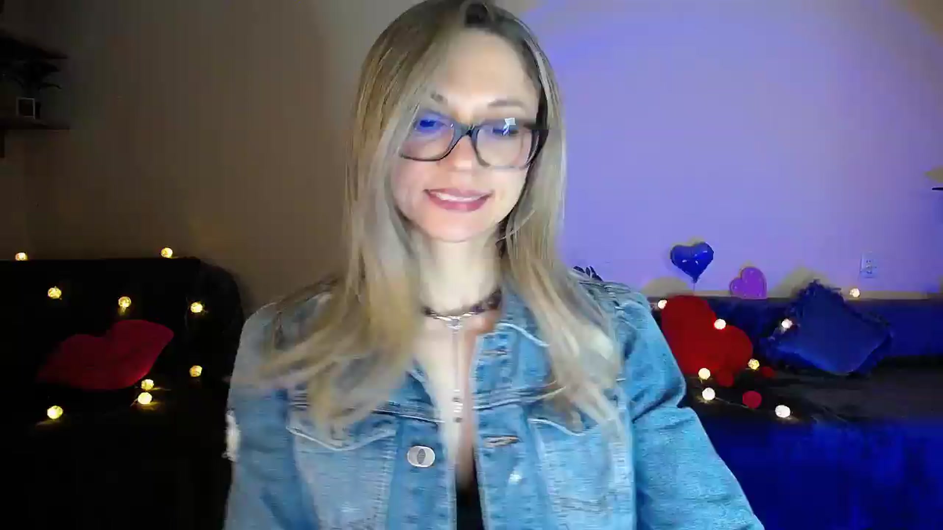 Gallery image thumbnail from Sunshine_alis's myfreecams stream on, 05/04/2026, 20:00 image 7 of 20