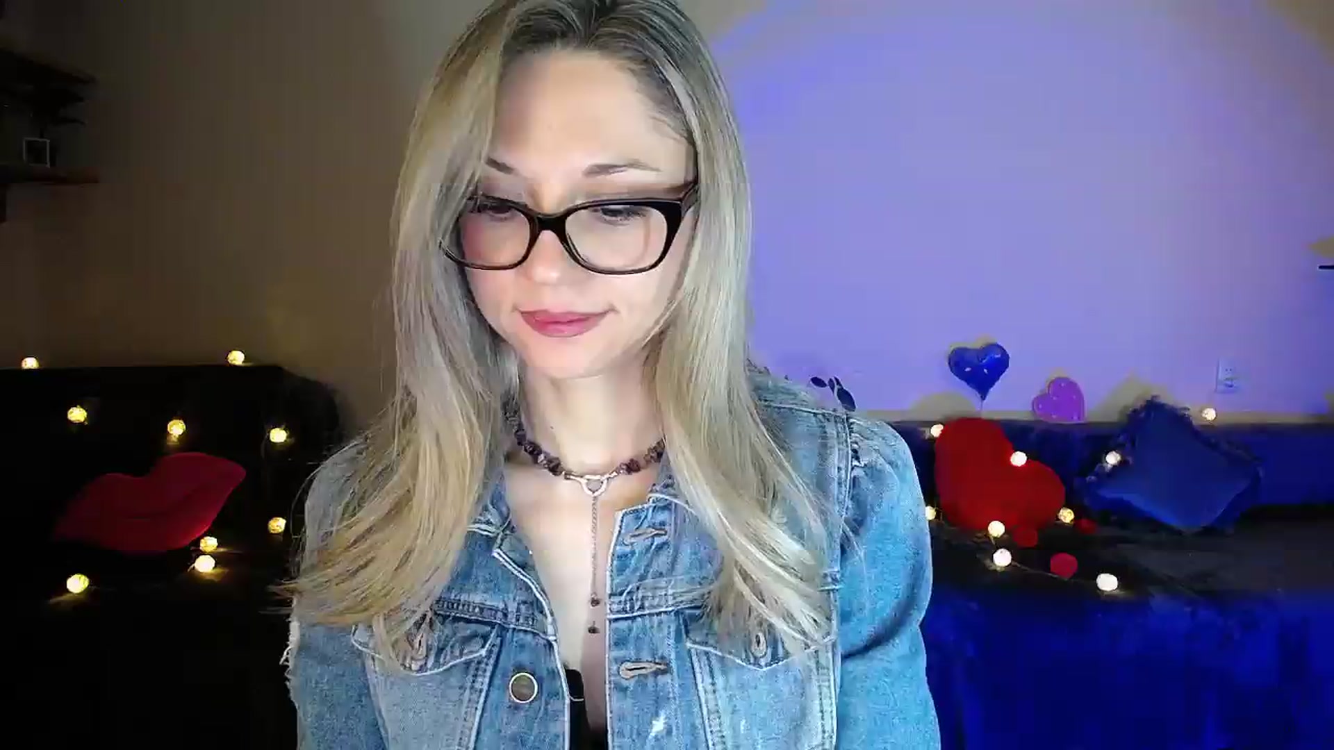 Gallery image thumbnail from Sunshine_alis's myfreecams stream on, 05/04/2026, 20:00 image 1 of 20