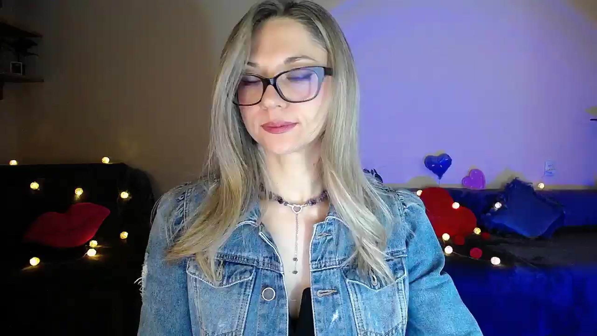 Gallery image thumbnail from Sunshine_alis's myfreecams stream on, 05/04/2026, 20:00 image 15 of 20