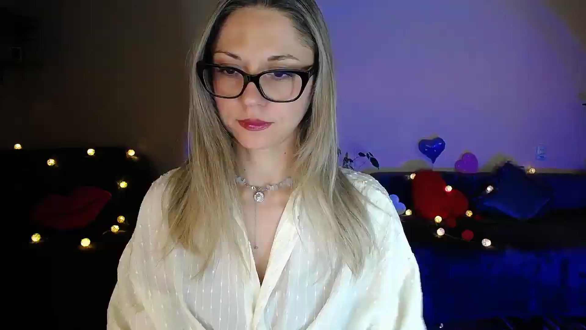 Gallery image thumbnail from Sunshine_alis's myfreecams stream on, 05/06/2026, 19:43 image 1 of 20
