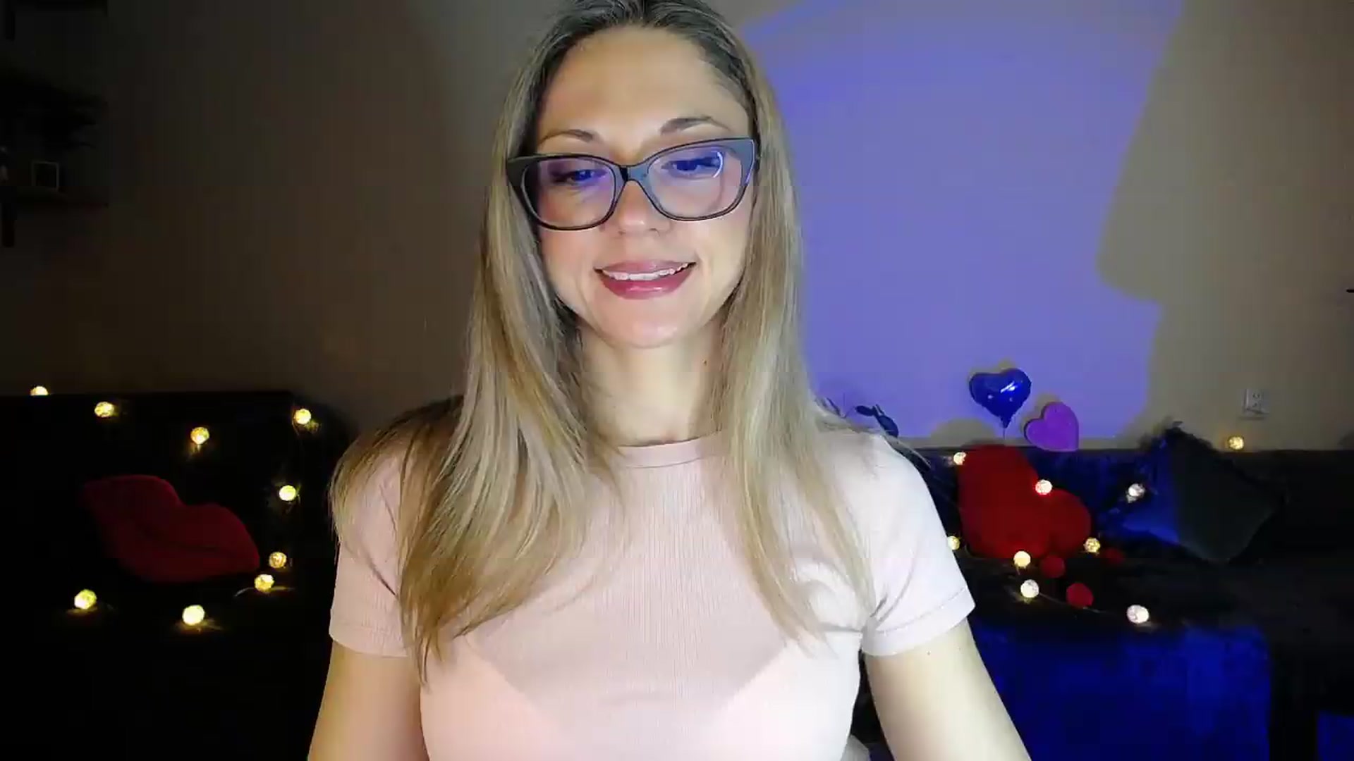 Gallery image thumbnail from Sunshine_alis's myfreecams stream on, 05/12/2026, 19:57 image 8 of 20