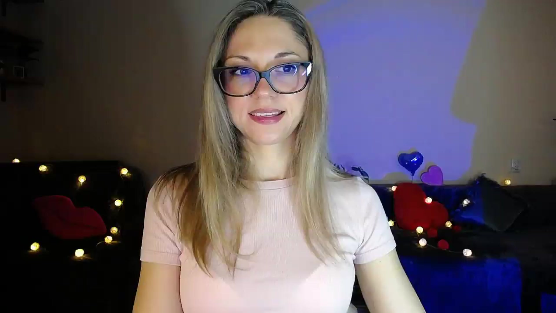 Gallery image thumbnail from Sunshine_alis's myfreecams stream on, 05/12/2026, 19:57 image 11 of 20