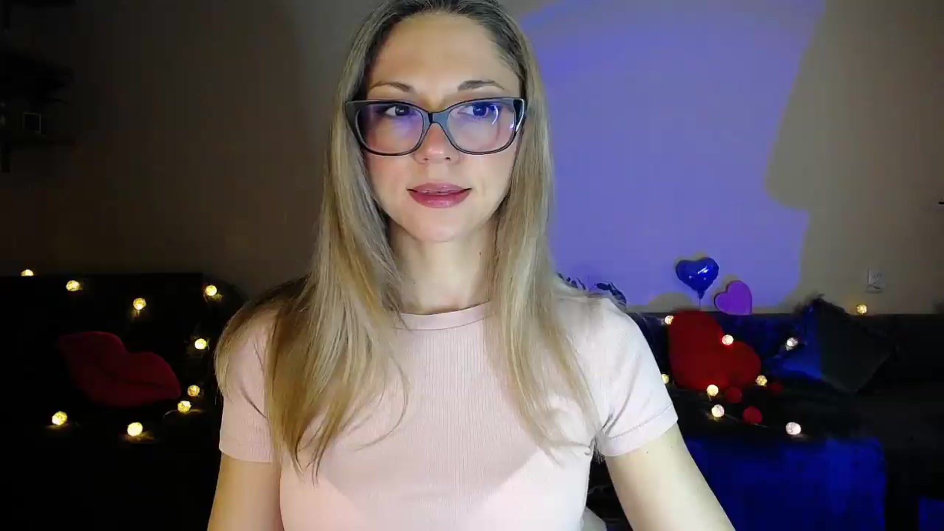Gallery image thumbnail from Sunshine_alis's myfreecams stream on, 05/12/2026, 19:57 image 4 of 20