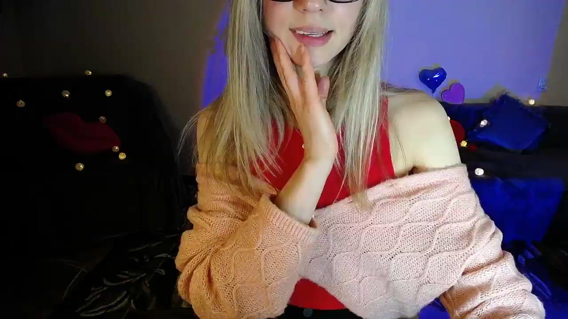 Gallery image thumbnail from Sunshine_alis's myfreecams stream on, 05/20/2026, 20:26 image 12 of 20