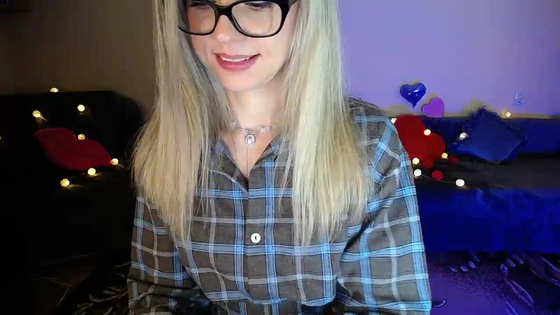 Gallery image thumbnail from Sunshine_alis's myfreecams stream on, 05/21/2026, 20:12 image 13 of 20