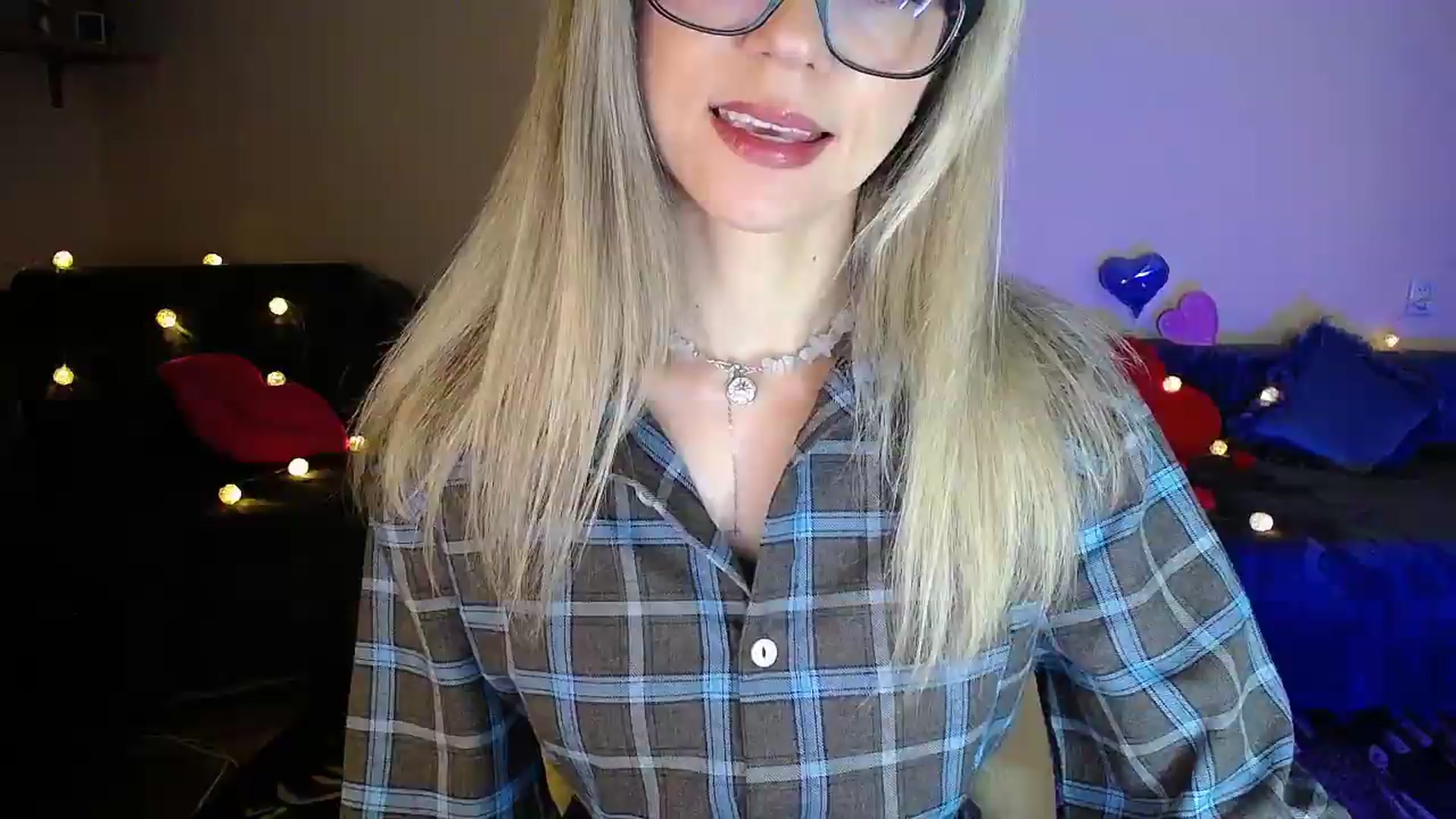 Gallery image thumbnail from Sunshine_alis's myfreecams stream on, 05/21/2026, 20:12 image 2 of 20