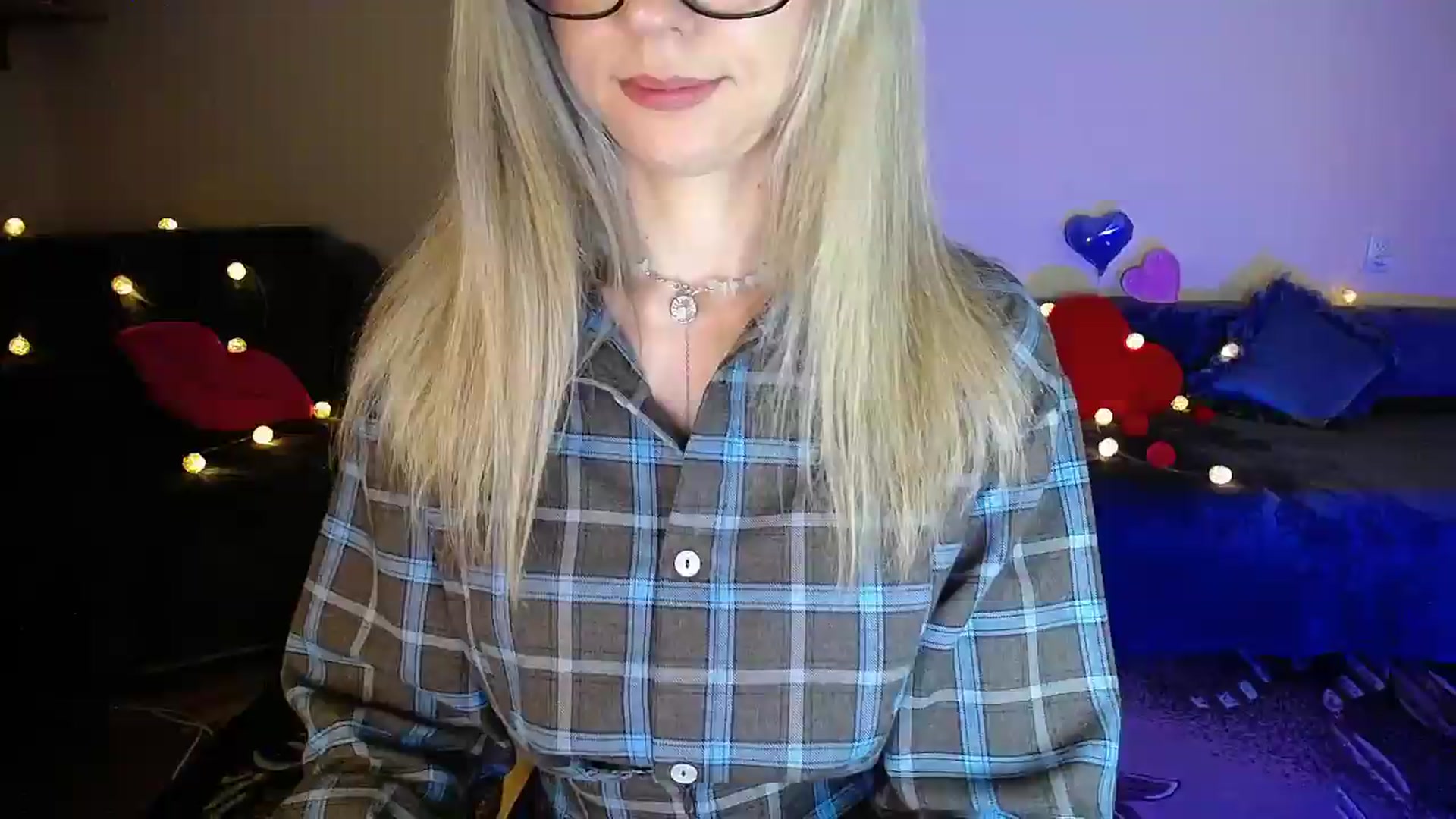 Gallery image thumbnail from Sunshine_alis's myfreecams stream on, 05/21/2026, 20:12 image 10 of 20