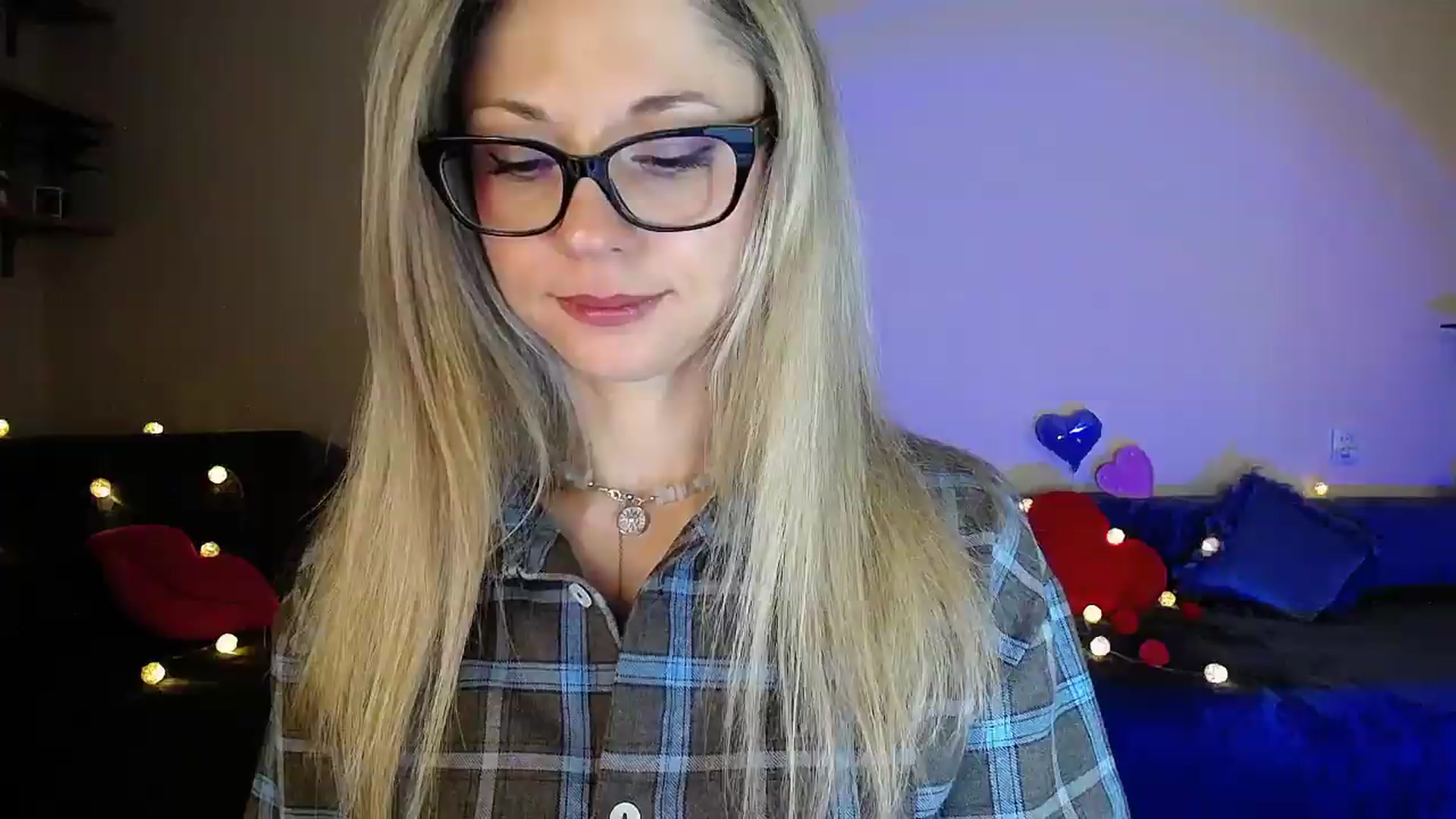 Gallery image thumbnail from Sunshine_alis's myfreecams stream on, 05/21/2026, 20:12 image 5 of 20