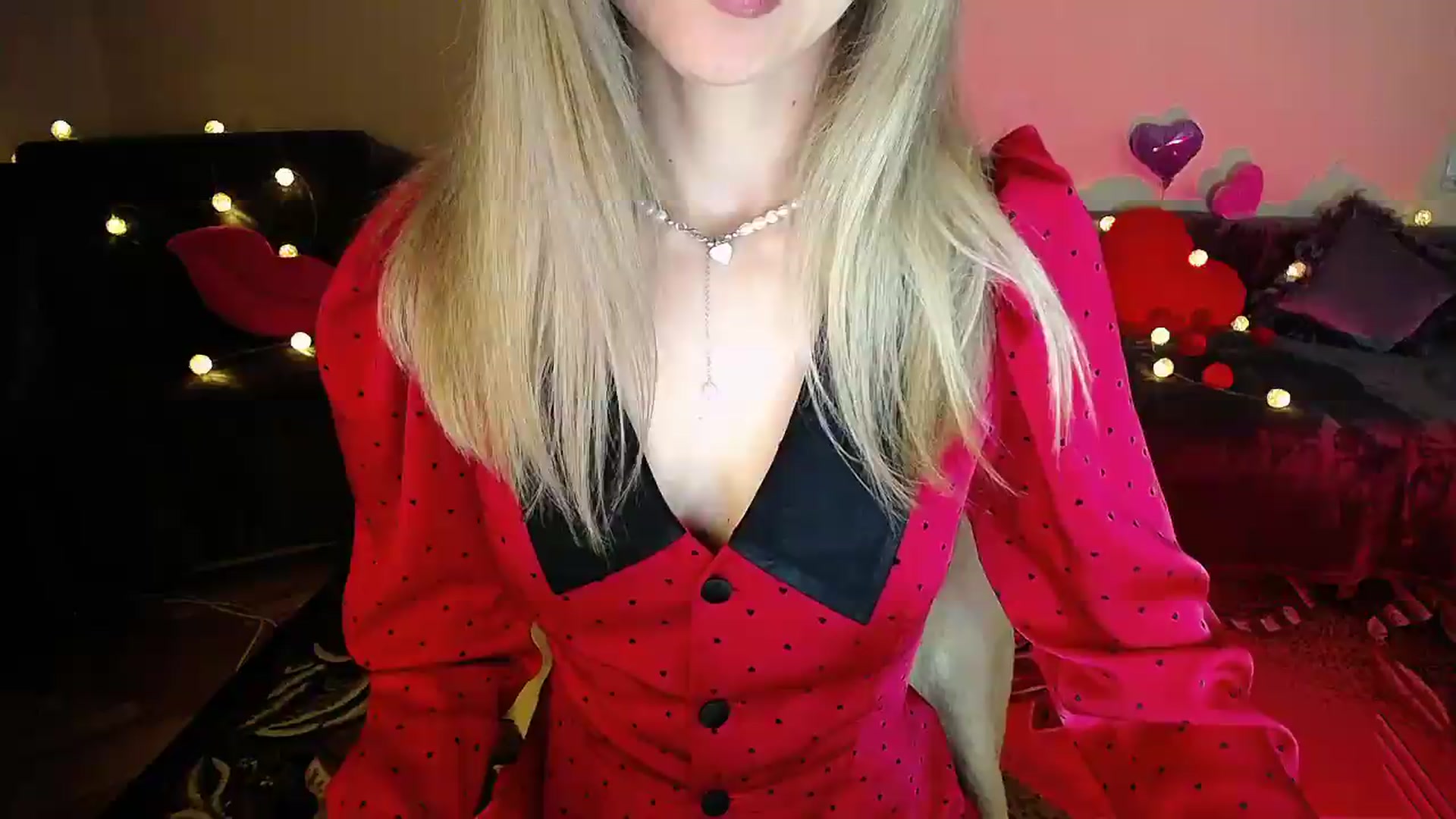 Gallery image thumbnail from Sunshine_alis's myfreecams stream on, 05/22/2026, 18:20 image 4 of 20