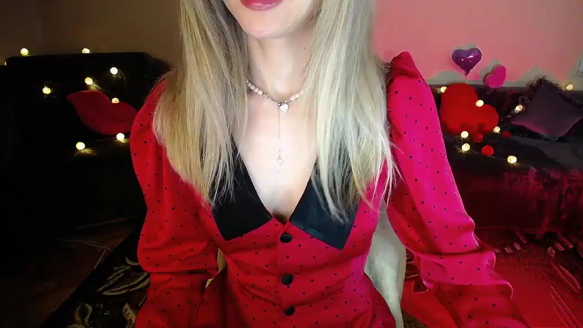 Gallery image thumbnail from Sunshine_alis's myfreecams stream on, 05/22/2026, 18:20 image 6 of 20