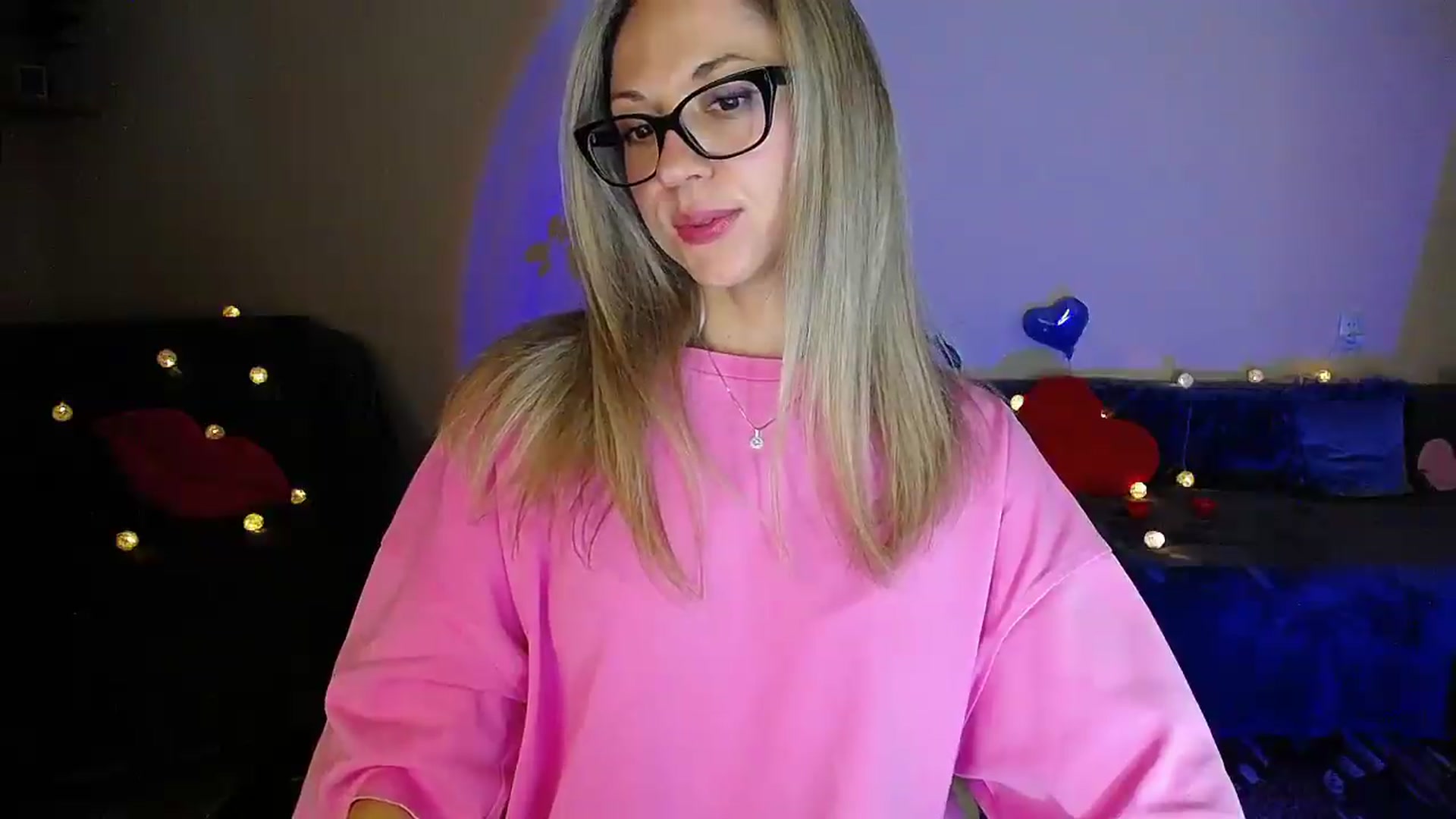 Gallery image thumbnail from Sunshine_alis's myfreecams stream on, 05/28/2026, 19:58 image 13 of 20