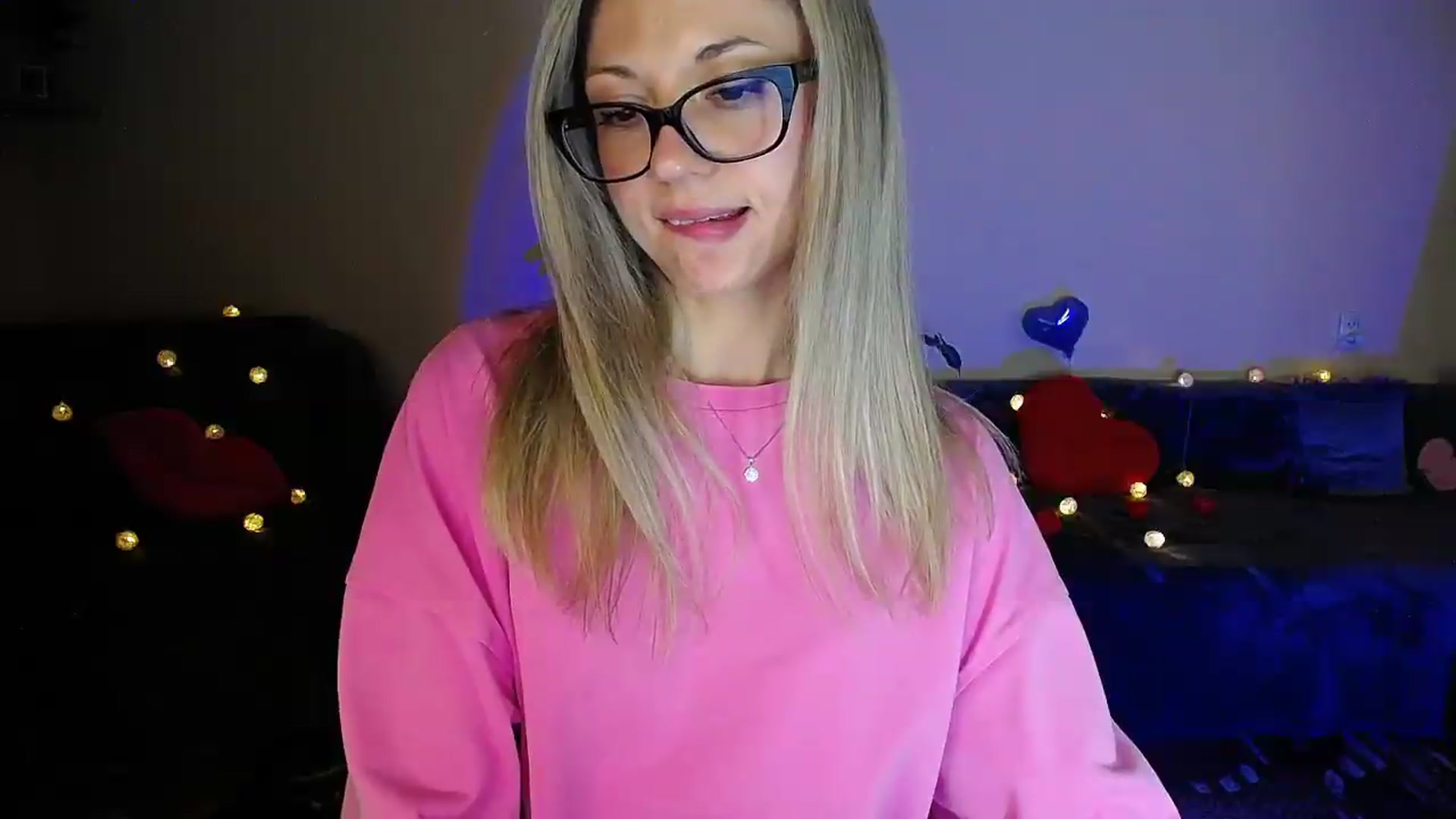 Gallery image thumbnail from Sunshine_alis's myfreecams stream on, 05/28/2026, 19:58 image 19 of 20