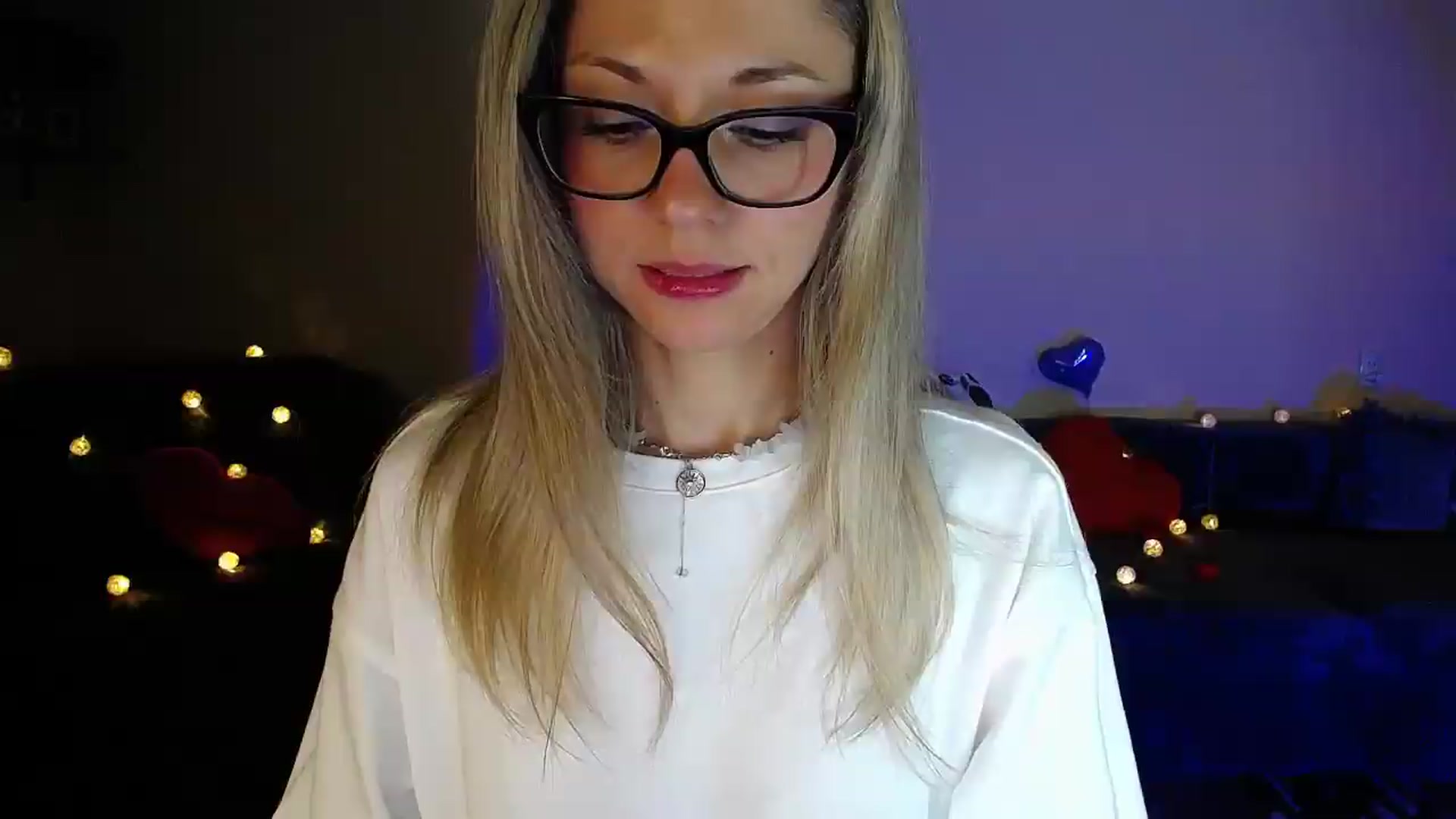 Gallery image thumbnail from Sunshine_alis's myfreecams stream on, 06/04/2026, 19:50 image 6 of 20