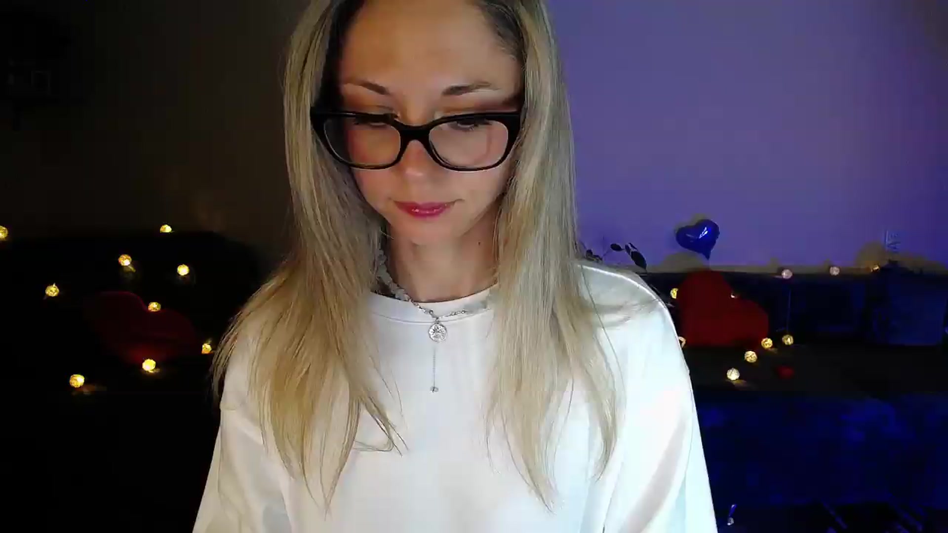 Gallery image thumbnail from Sunshine_alis's myfreecams stream on, 06/04/2026, 19:50 image 3 of 20