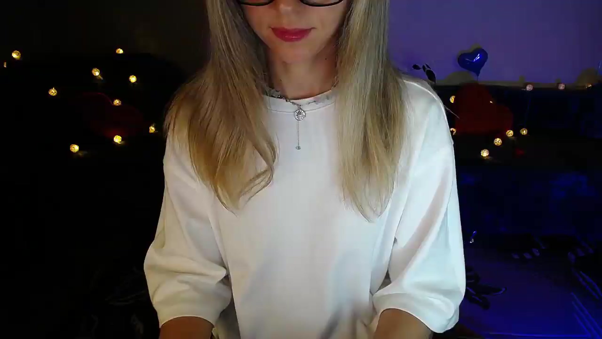 Gallery image thumbnail from Sunshine_alis's myfreecams stream on, 06/04/2026, 19:50 image 10 of 20