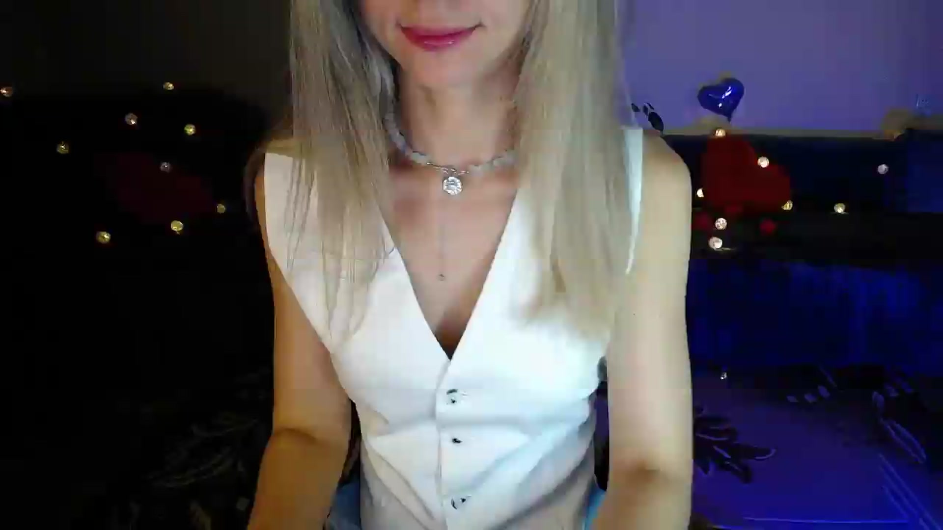 Gallery image thumbnail from Sunshine_alis's myfreecams stream on, 06/08/2026, 20:03 image 19 of 20