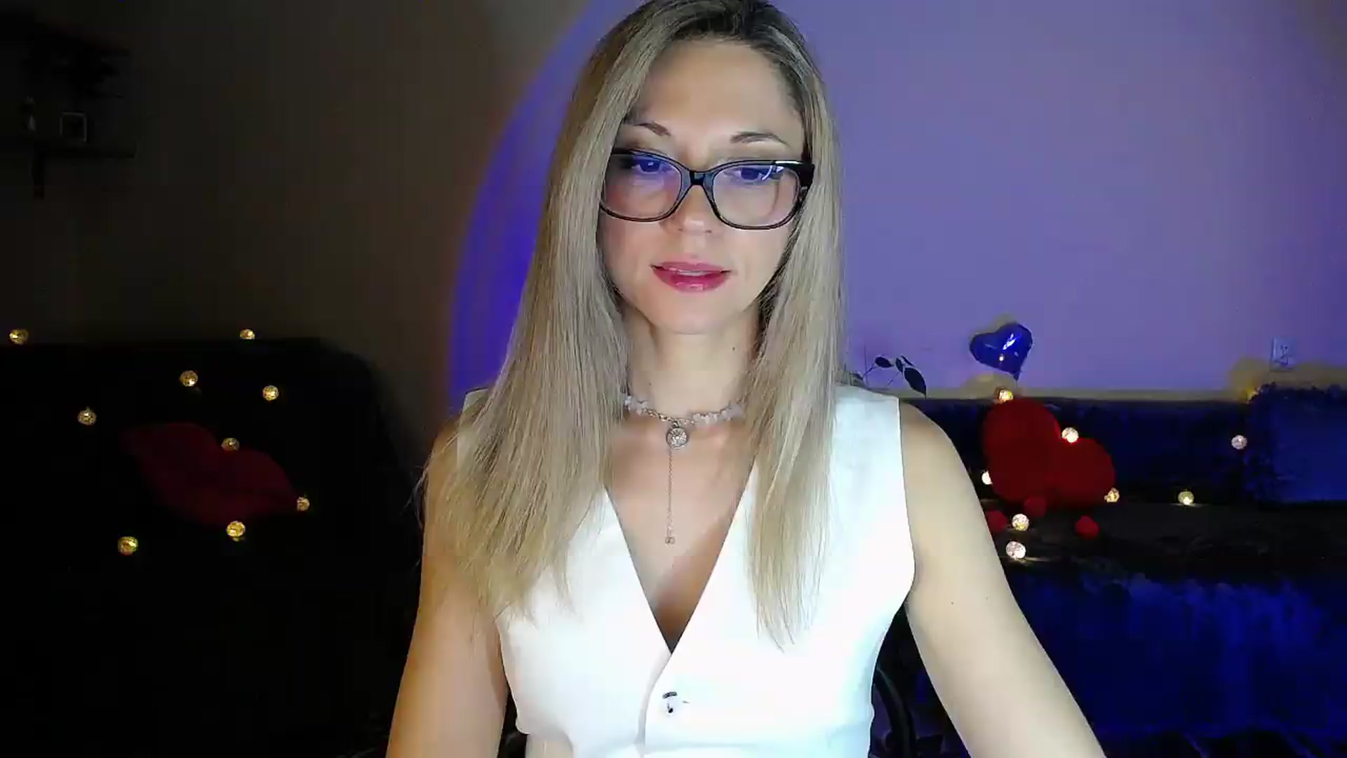Gallery image thumbnail from Sunshine_alis's myfreecams stream on, 06/08/2026, 20:03 image 1 of 20