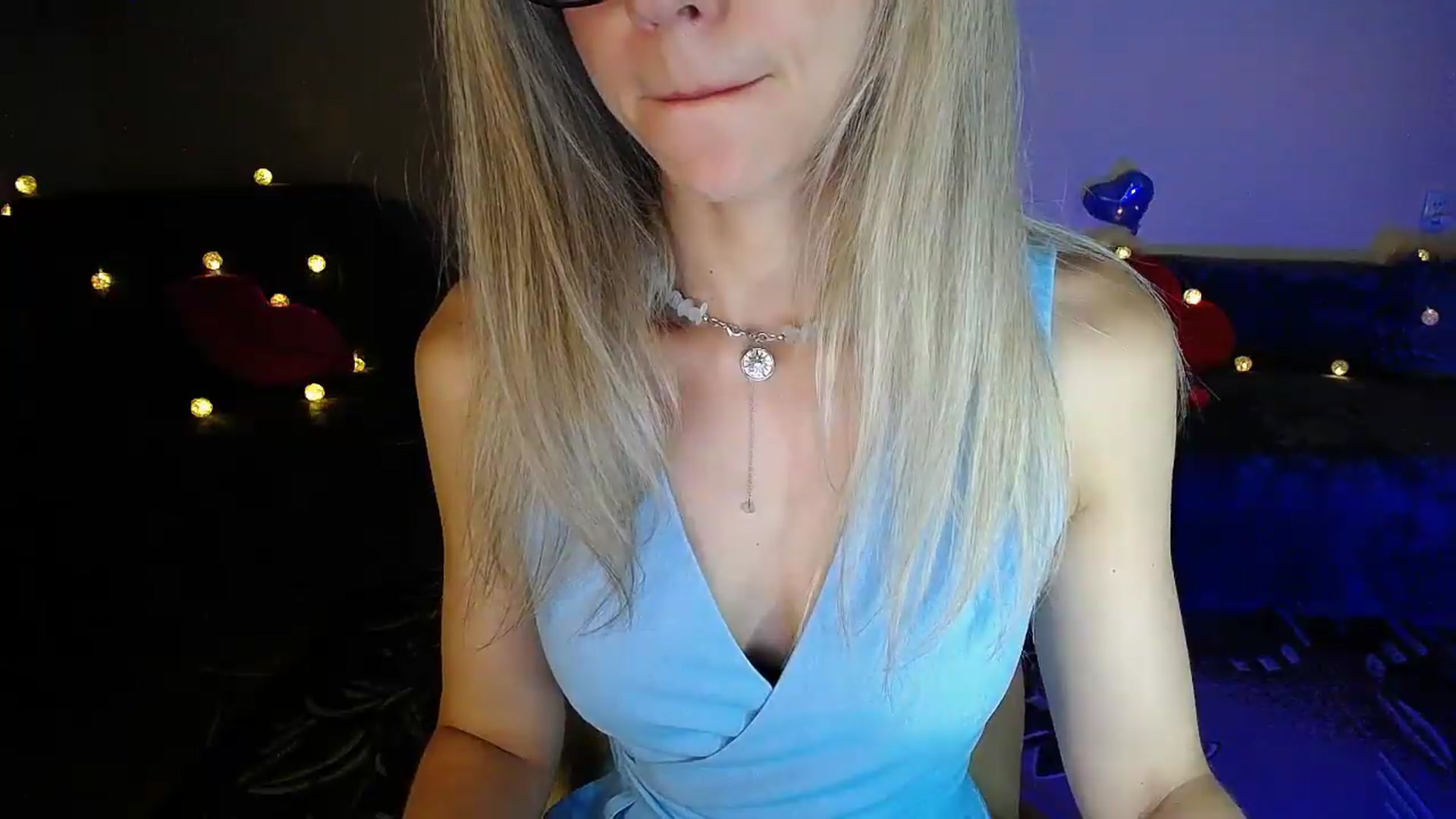 Gallery image thumbnail from Sunshine_alis's myfreecams stream on, 06/26/2026, 21:37 image 17 of 20