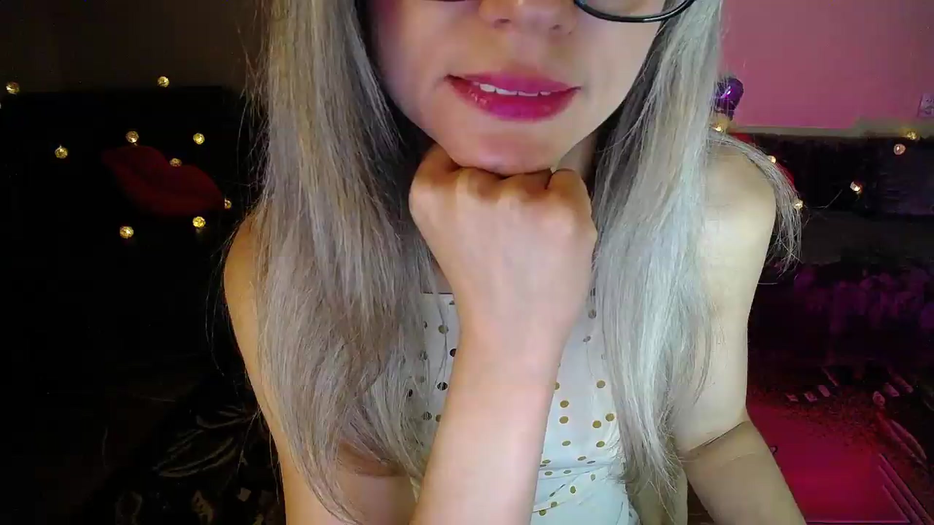 Gallery image thumbnail from Sunshine_alis's myfreecams stream on, 06/29/2026, 22:05 image 17 of 20