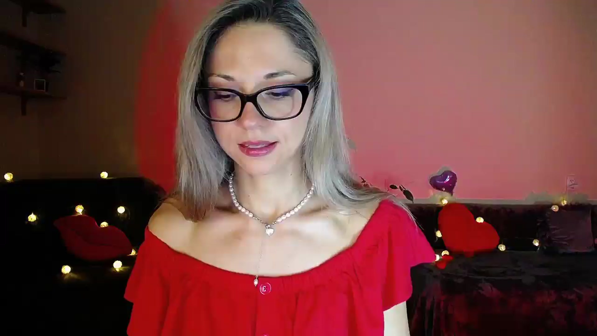 Gallery image thumbnail from Sunshine_alis's myfreecams stream on, 07/01/2026, 20:46 image 6 of 20