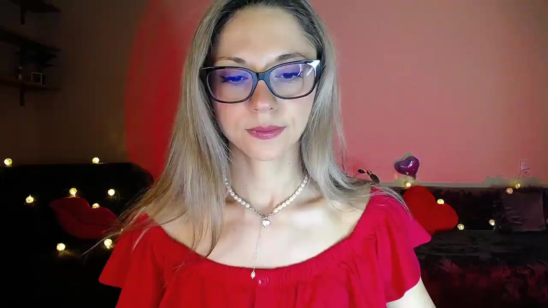 Gallery image thumbnail from Sunshine_alis's myfreecams stream on, 07/01/2026, 20:46 image 1 of 20