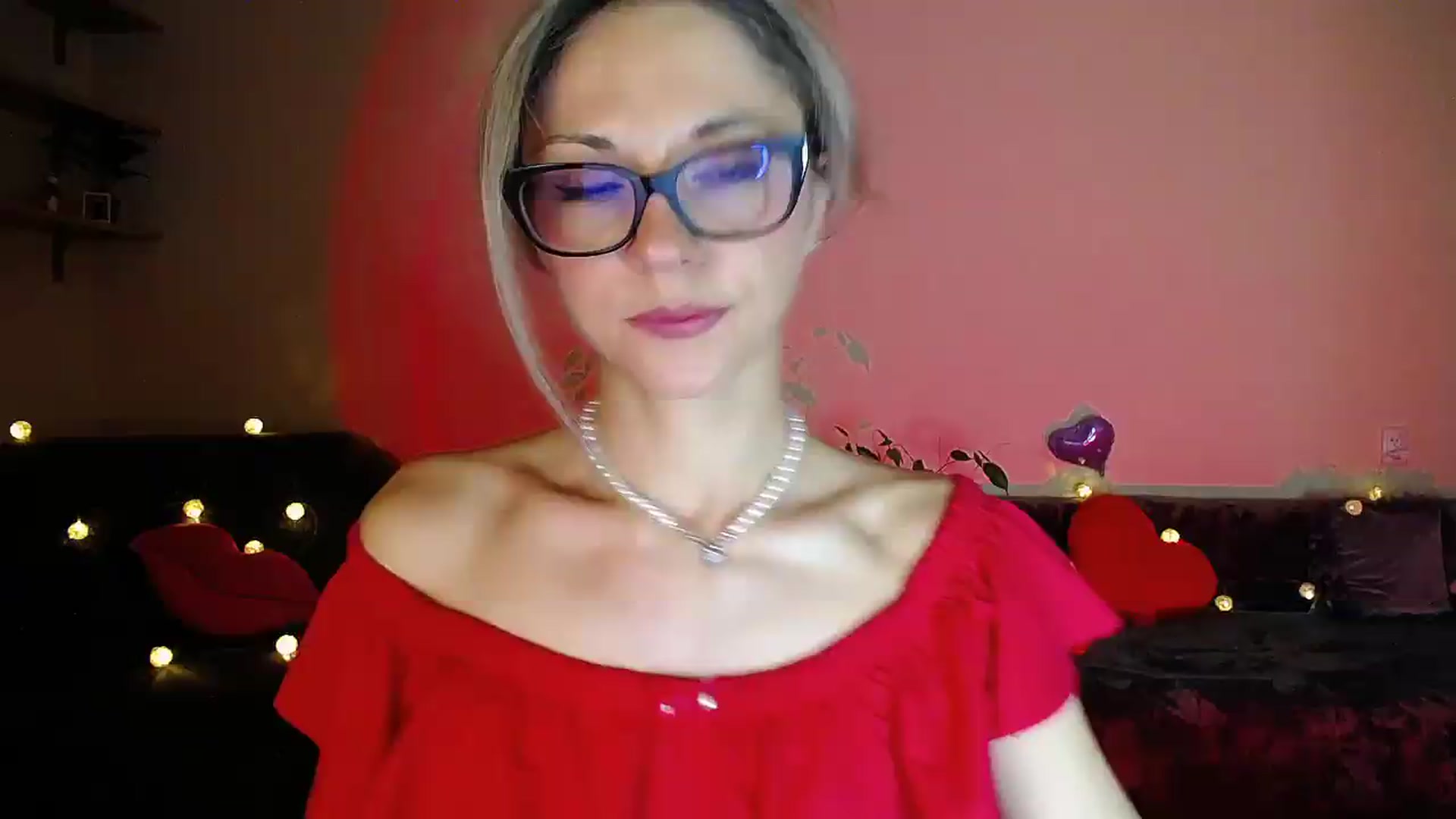 Gallery image thumbnail from Sunshine_alis's myfreecams stream on, 07/01/2026, 20:46 image 11 of 20