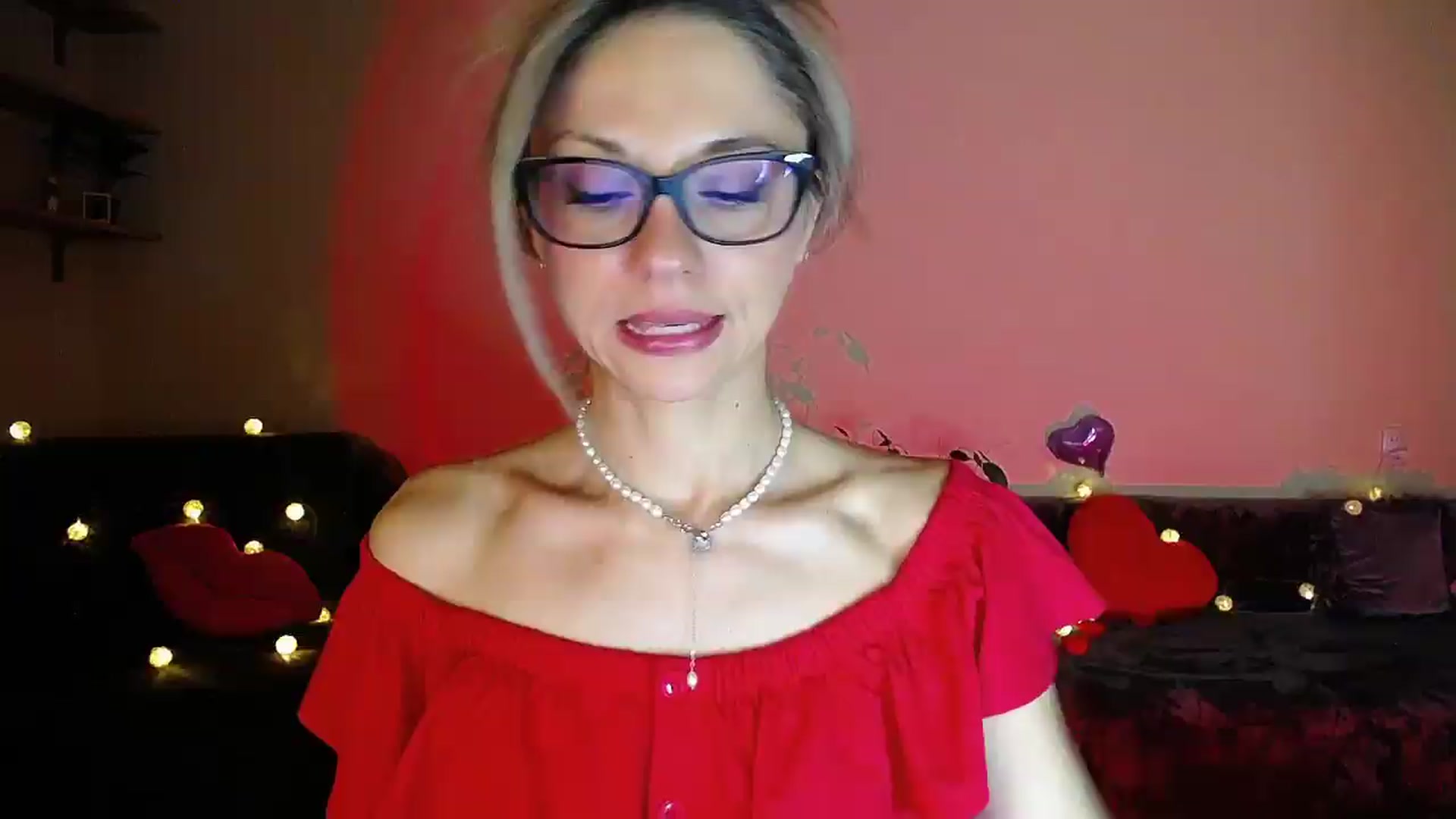 Gallery image thumbnail from Sunshine_alis's myfreecams stream on, 07/01/2026, 20:46 image 13 of 20