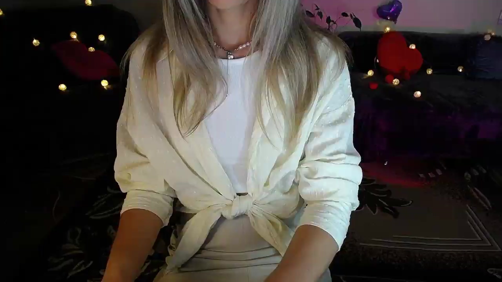 Gallery image thumbnail from Sunshine_alis's myfreecams stream on, 07/04/2026, 22:36 image 8 of 20