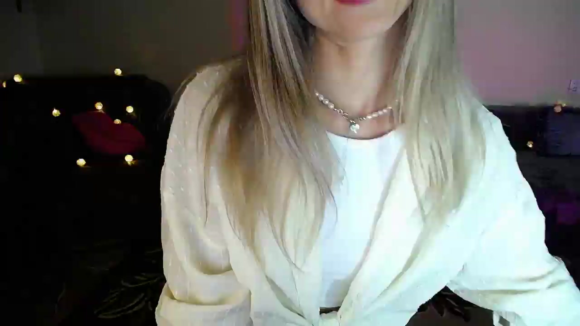 Gallery image thumbnail from Sunshine_alis's myfreecams stream on, 07/04/2026, 22:36 image 19 of 20