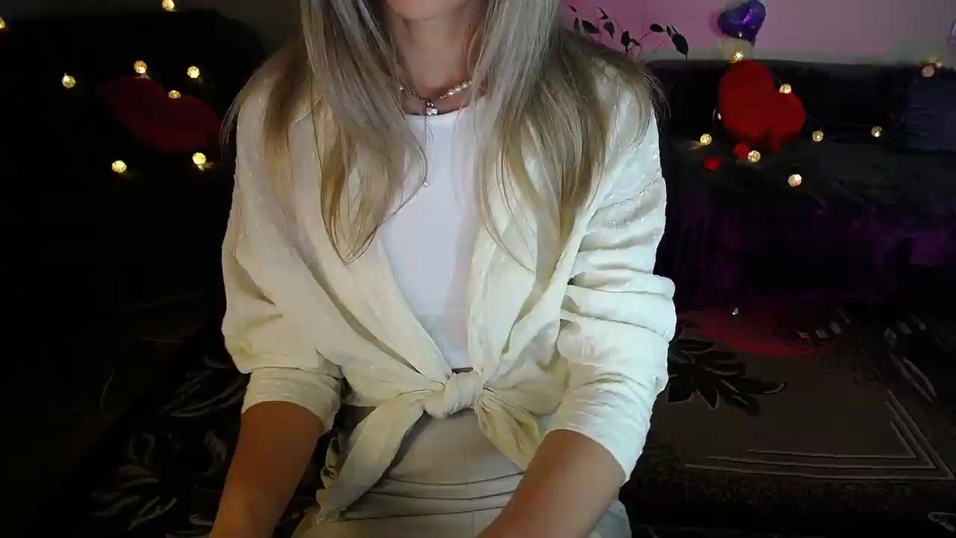 Gallery image thumbnail from Sunshine_alis's myfreecams stream on, 07/04/2026, 22:36 image 7 of 20