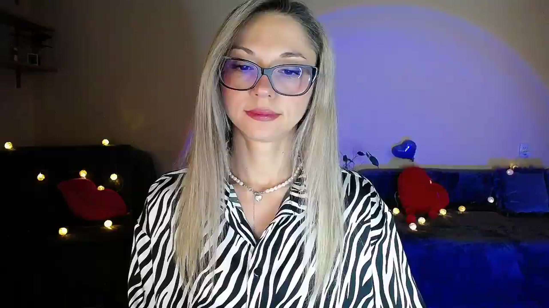 Gallery image thumbnail from Sunshine_alis's myfreecams stream on, 07/06/2026, 20:48 image 2 of 20