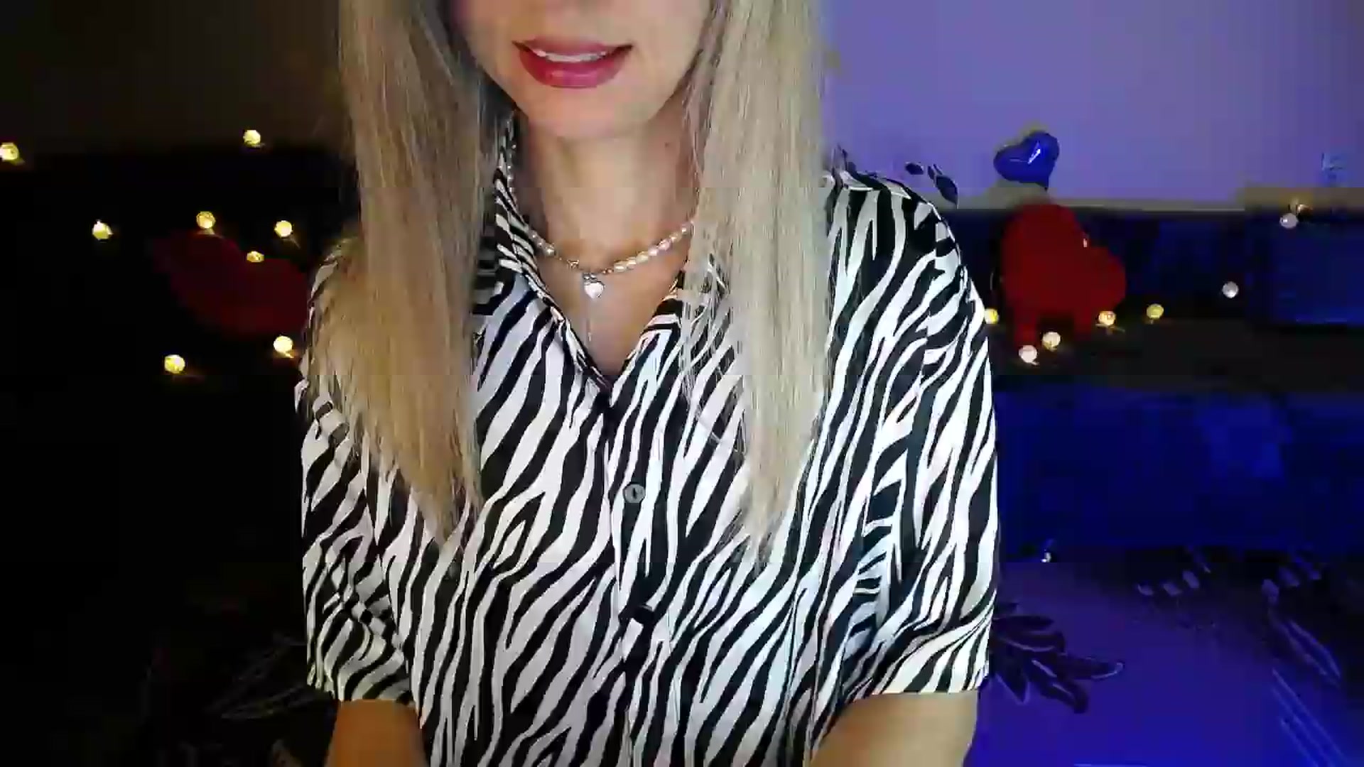 Gallery image thumbnail from Sunshine_alis's myfreecams stream on, 07/06/2026, 20:48 image 12 of 20