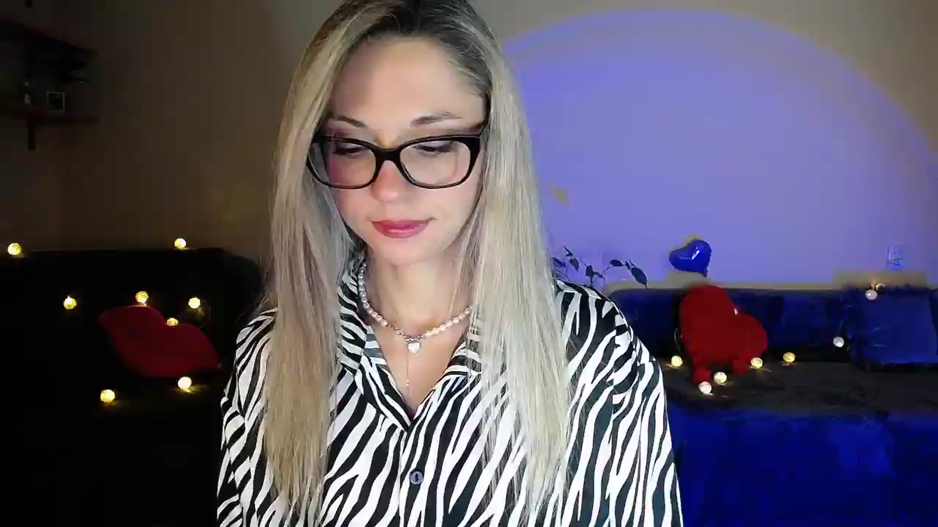 Gallery image thumbnail from Sunshine_alis's myfreecams stream on, 07/06/2026, 20:48 image 3 of 20