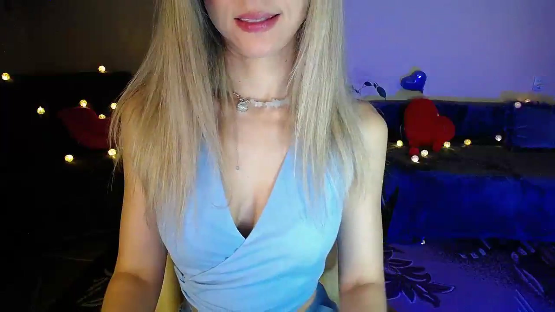 Gallery image thumbnail from Sunshine_alis's myfreecams stream on, 07/09/2026, 21:45 image 16 of 20