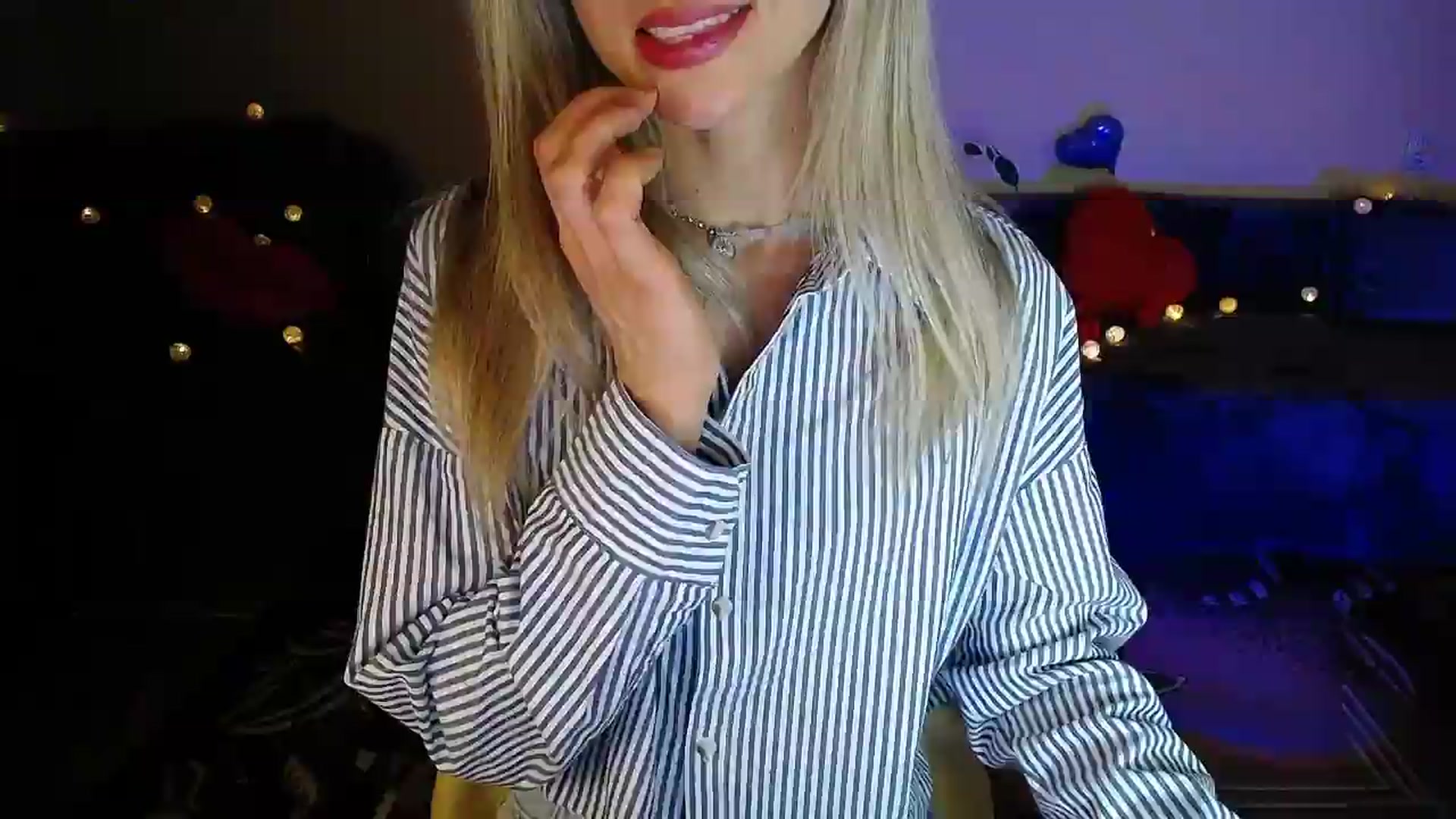Gallery image thumbnail from Sunshine_alis's myfreecams stream on, 07/10/2026, 19:53 image 15 of 20