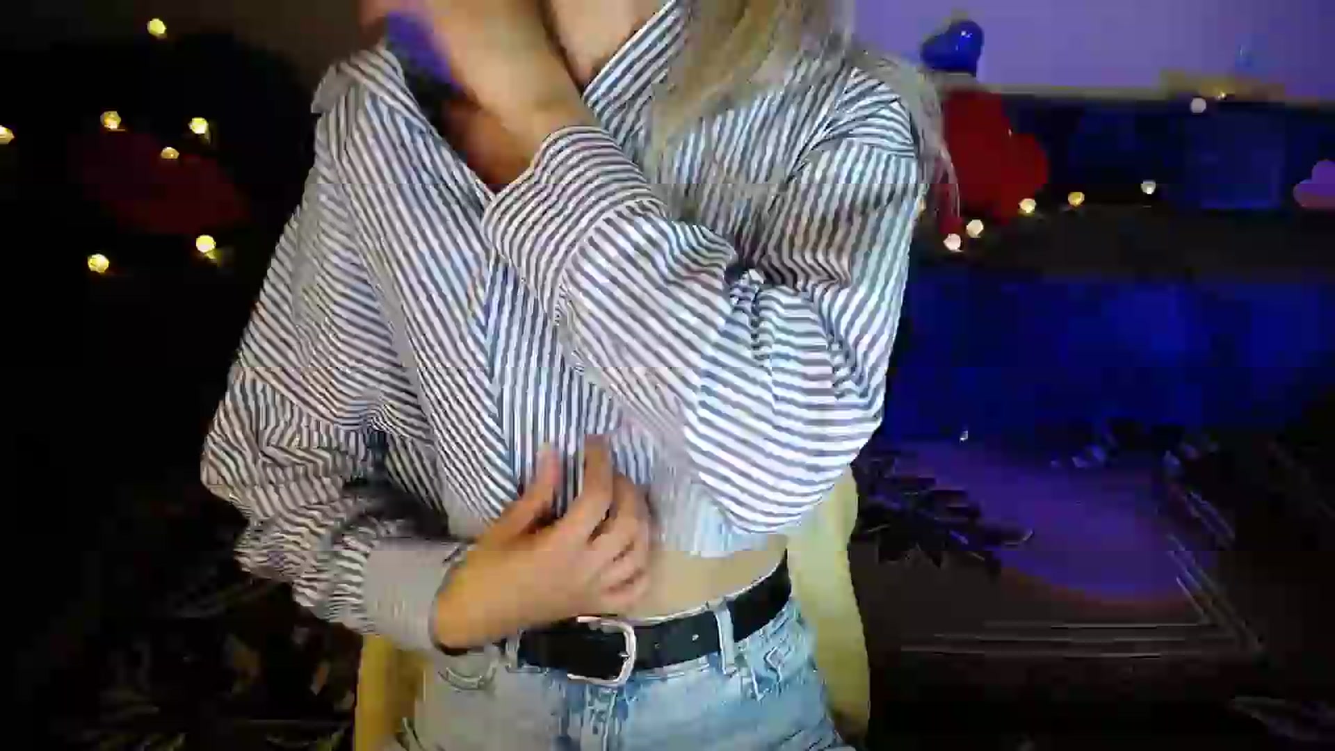 Gallery image thumbnail from Sunshine_alis's myfreecams stream on, 07/10/2026, 19:53 image 7 of 20