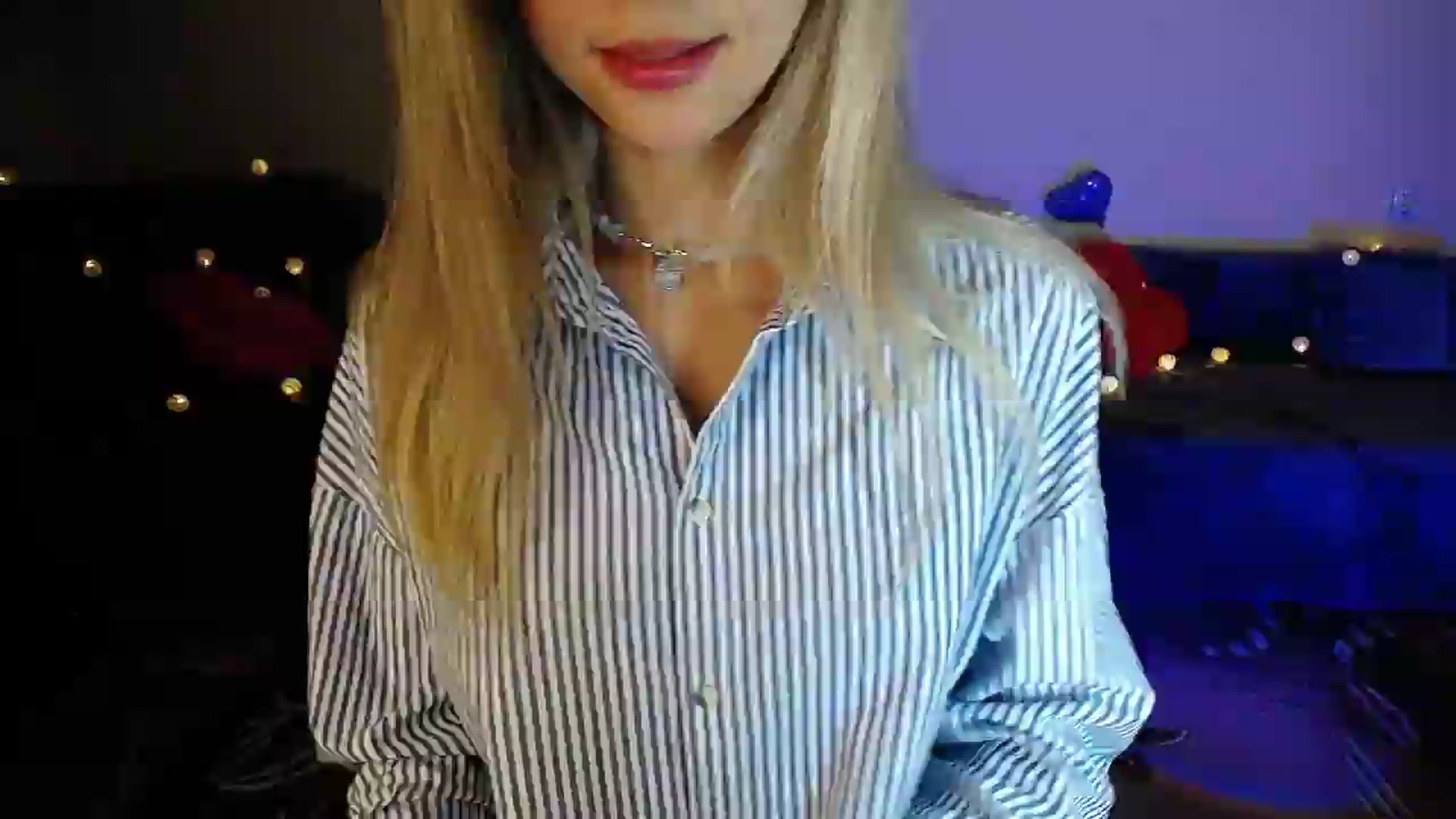 Gallery image thumbnail from Sunshine_alis's myfreecams stream on, 07/10/2026, 20:08 image 10 of 20