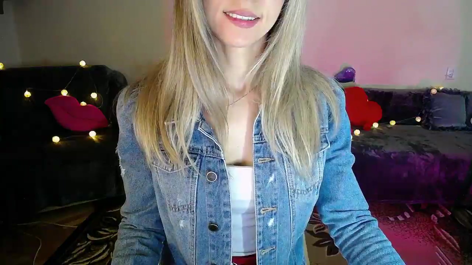 Gallery image thumbnail from Sunshine_alis's myfreecams stream on, 07/11/2026, 21:22 image 17 of 20