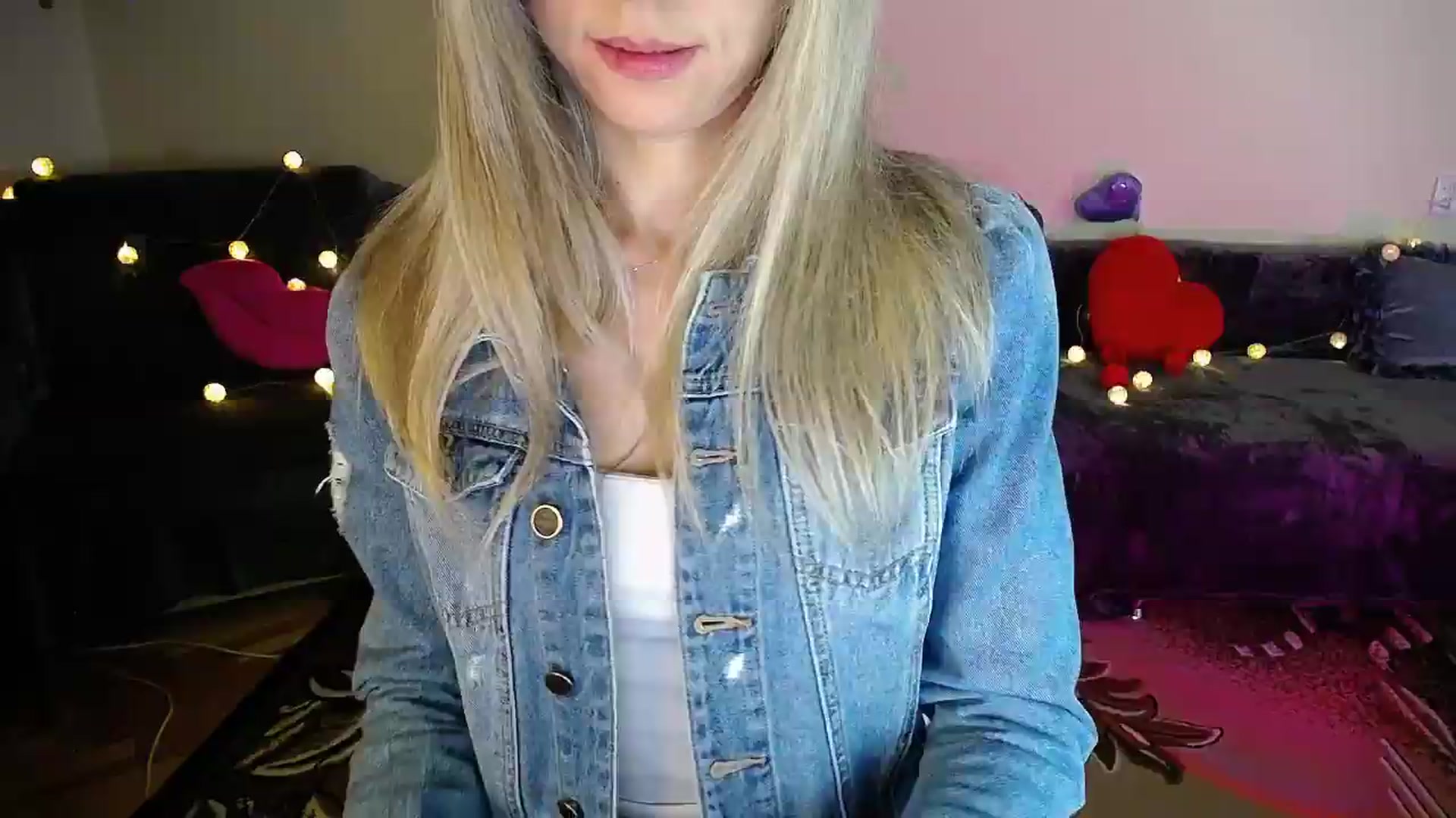 Gallery image thumbnail from Sunshine_alis's myfreecams stream on, 07/11/2026, 21:48 image 16 of 20