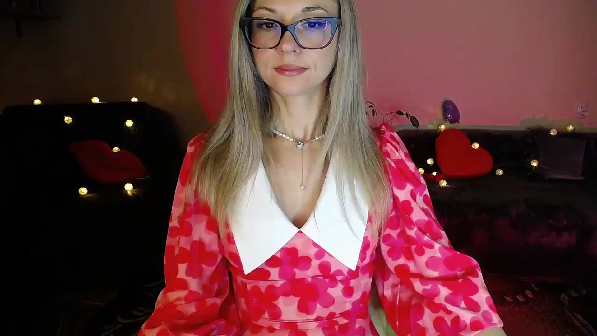 Gallery image thumbnail from Sunshine_alis's myfreecams stream on, 07/27/2026, 20:00 image 10 of 20
