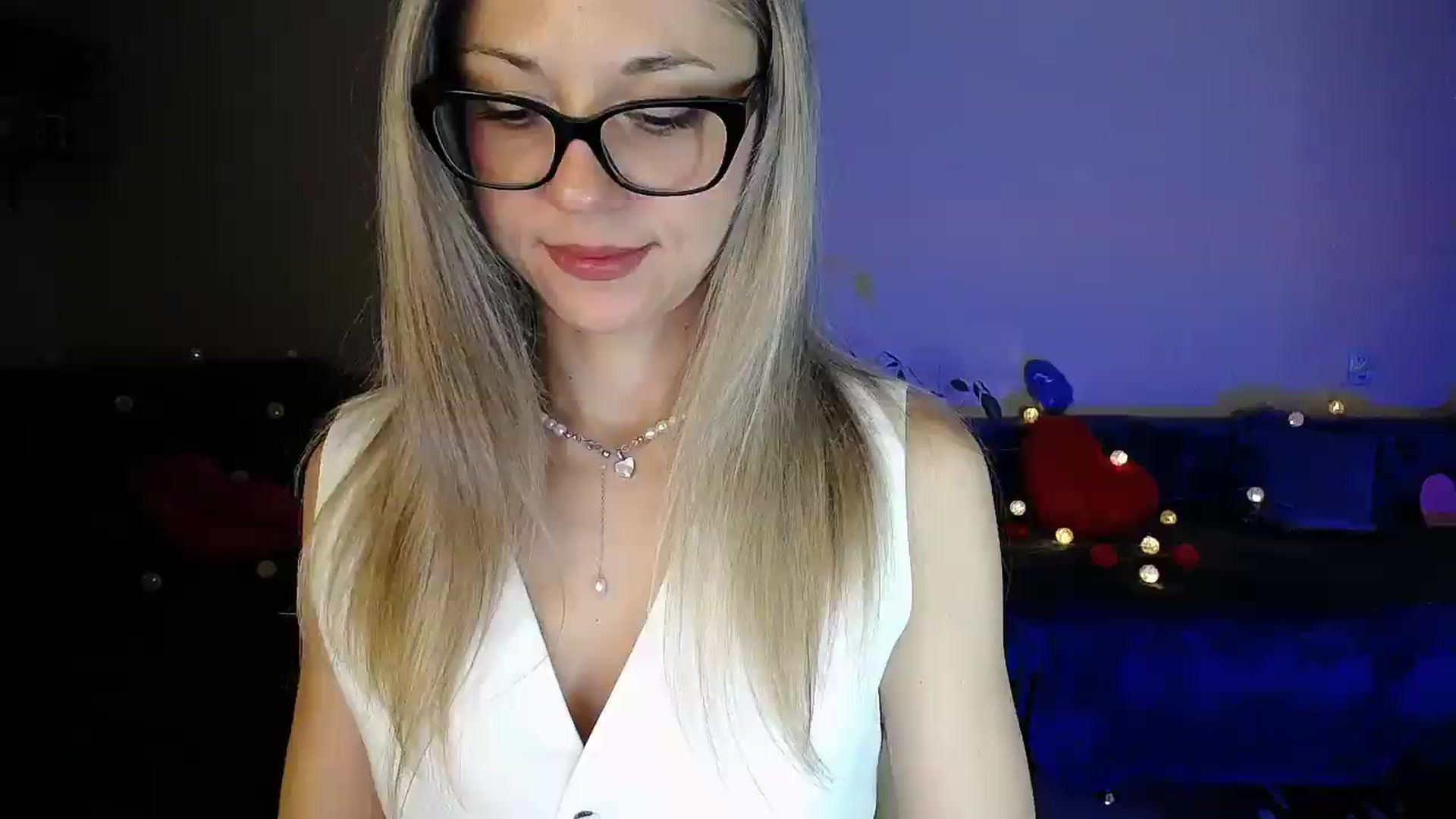 Gallery image thumbnail from Sunshine_alis's myfreecams stream on, 07/28/2026, 19:55 image 2 of 20