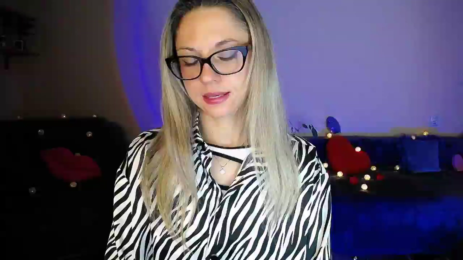 Gallery image thumbnail from Sunshine_alis's myfreecams stream on, 07/31/2026, 20:45 image 4 of 20