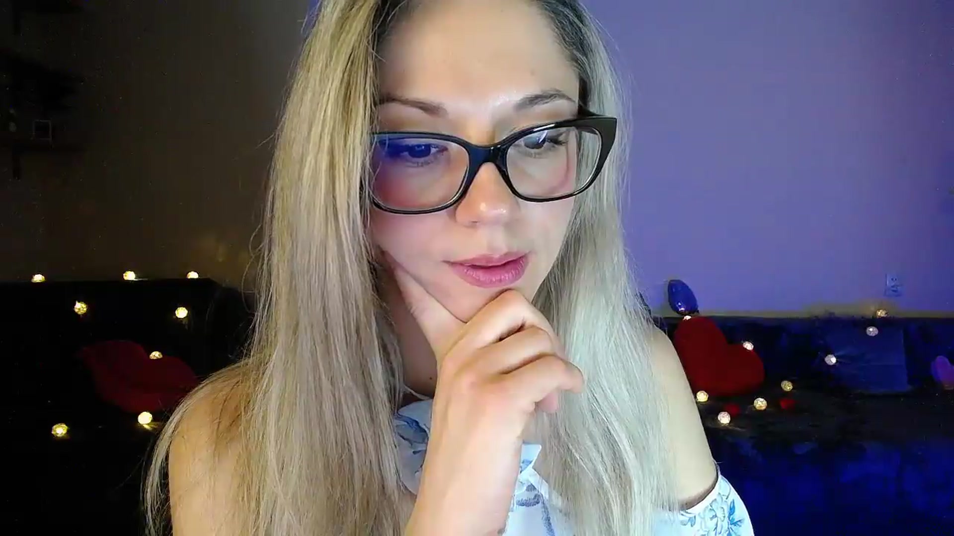 Gallery image thumbnail from Sunshine_alis's myfreecams stream on, 08/05/2026, 21:06 image 6 of 20